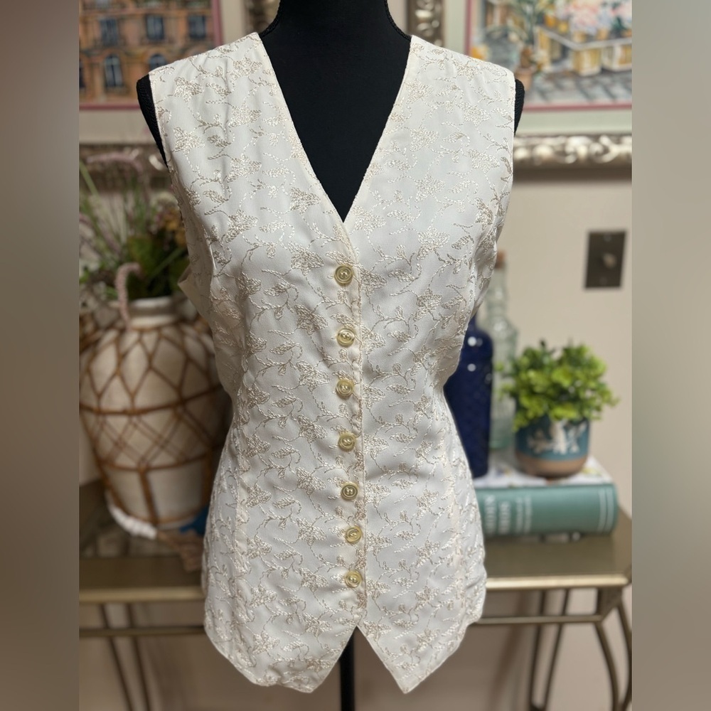 VINTAGE CIIFFORD & WILLIS CREAM VEST TAILORED V-NECK GOLD FLORAL EMBROIDERY TOP - Picture 6 of 6